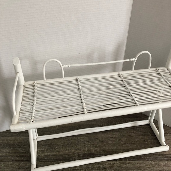 Vtg Boho Wicker Shelf with Towel Bar - Picture 9 of 11